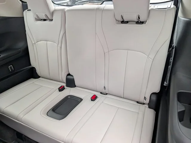 New 2027 HARBOR GRAY INFINITI LUXE image 24