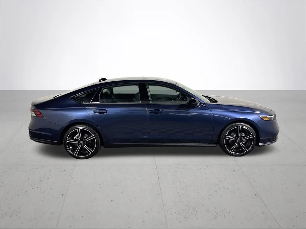 New 2026 Canyon River Blue Metallic Honda SE image 5