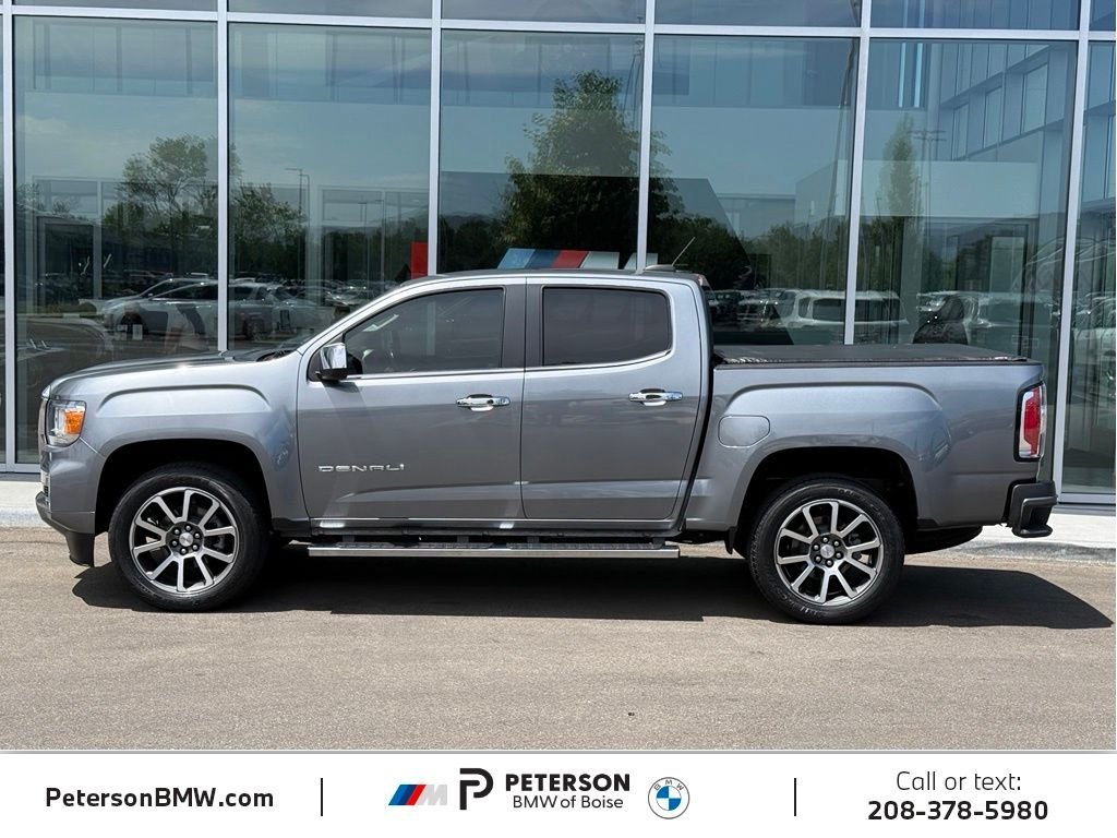 Used 2022 Gray GMC Denali image 2