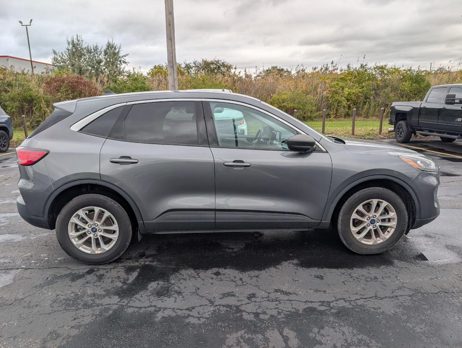 Used 2022 Carbonized Gray Ford SE image 8