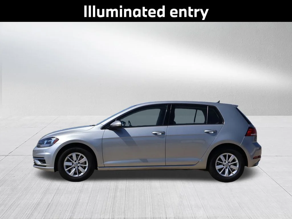 Used 2018  Volkswagen TSI S 4-Door image 14