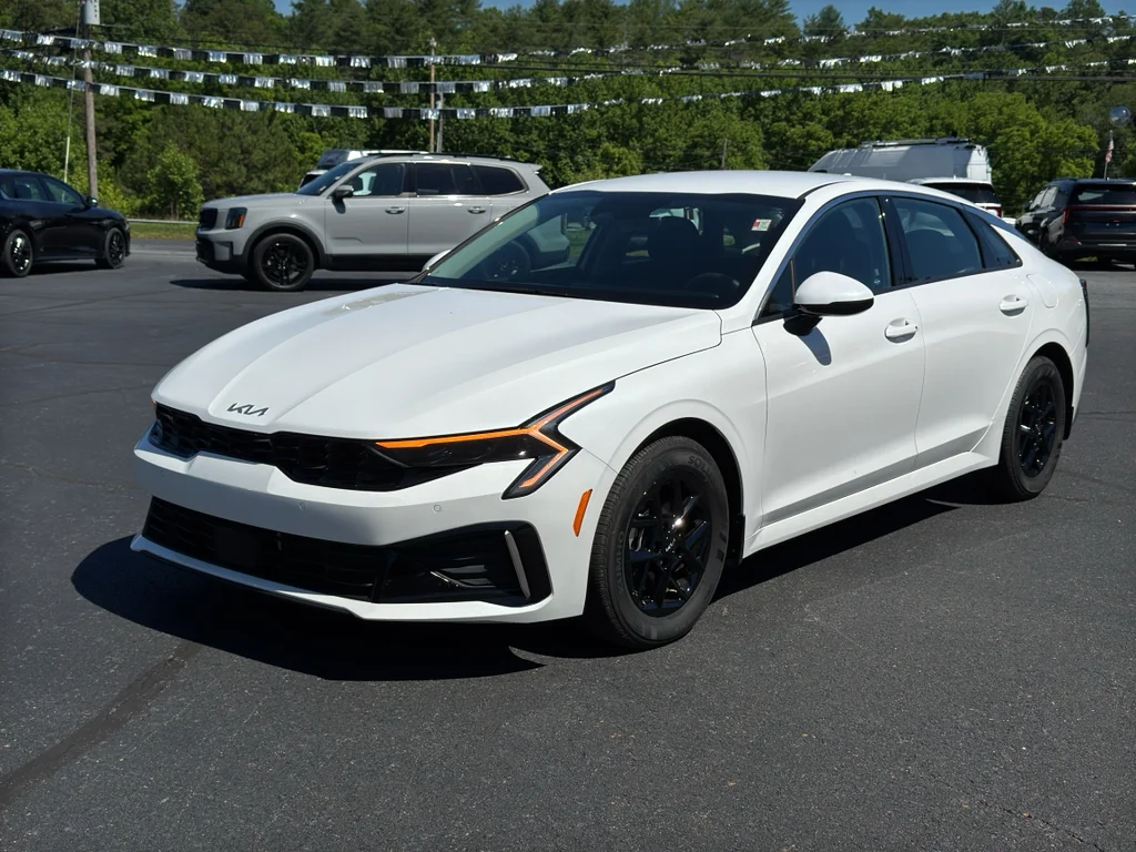 2026 Kia Optima LXS FWD's photo