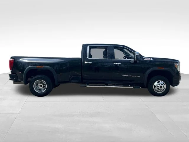 Used 2020 Black GMC Denali image 6