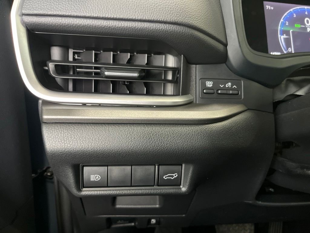 Used 2024 White Toyota XLE image 13