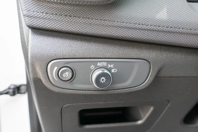 Used 2026 White Chevrolet LS image 21