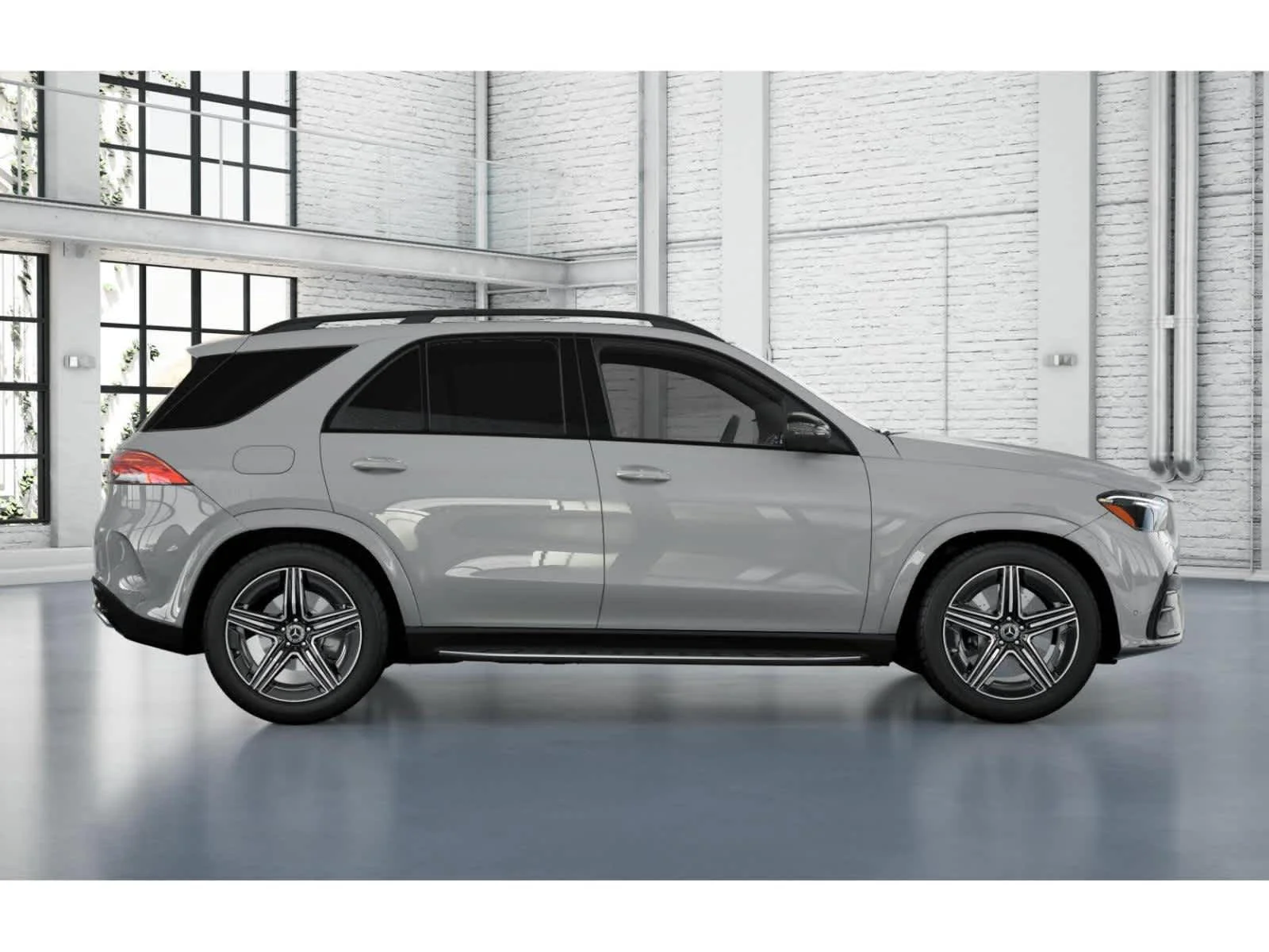 New 2026 MANUFAKTUR Alpine Grey Mercedes-Benz GLE 580 image 2