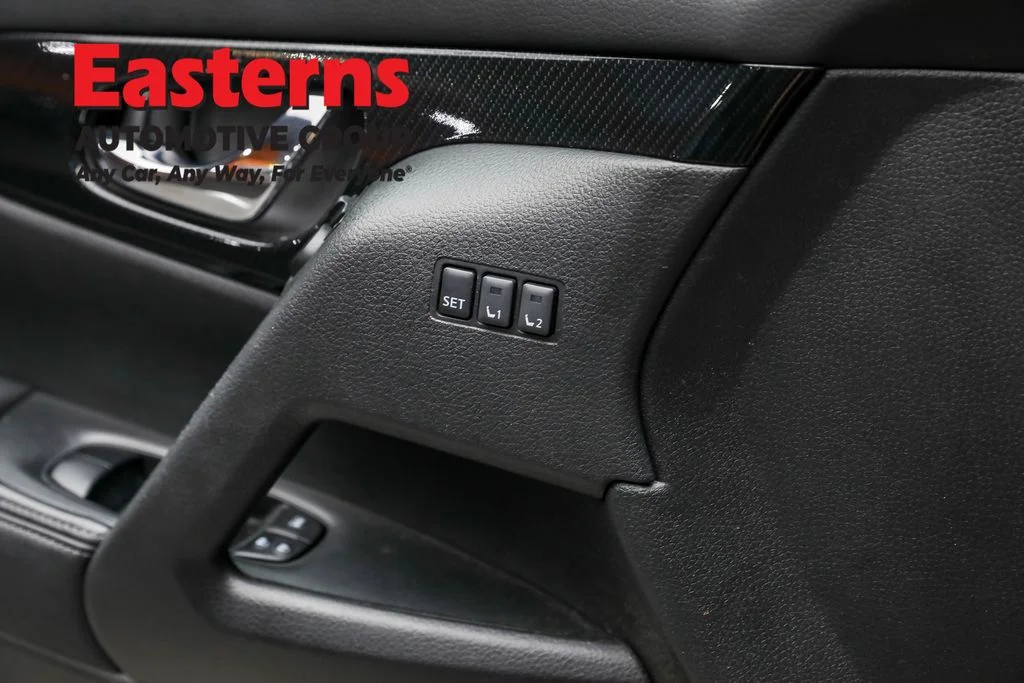 Used 2019 Gray Nissan SL image 22