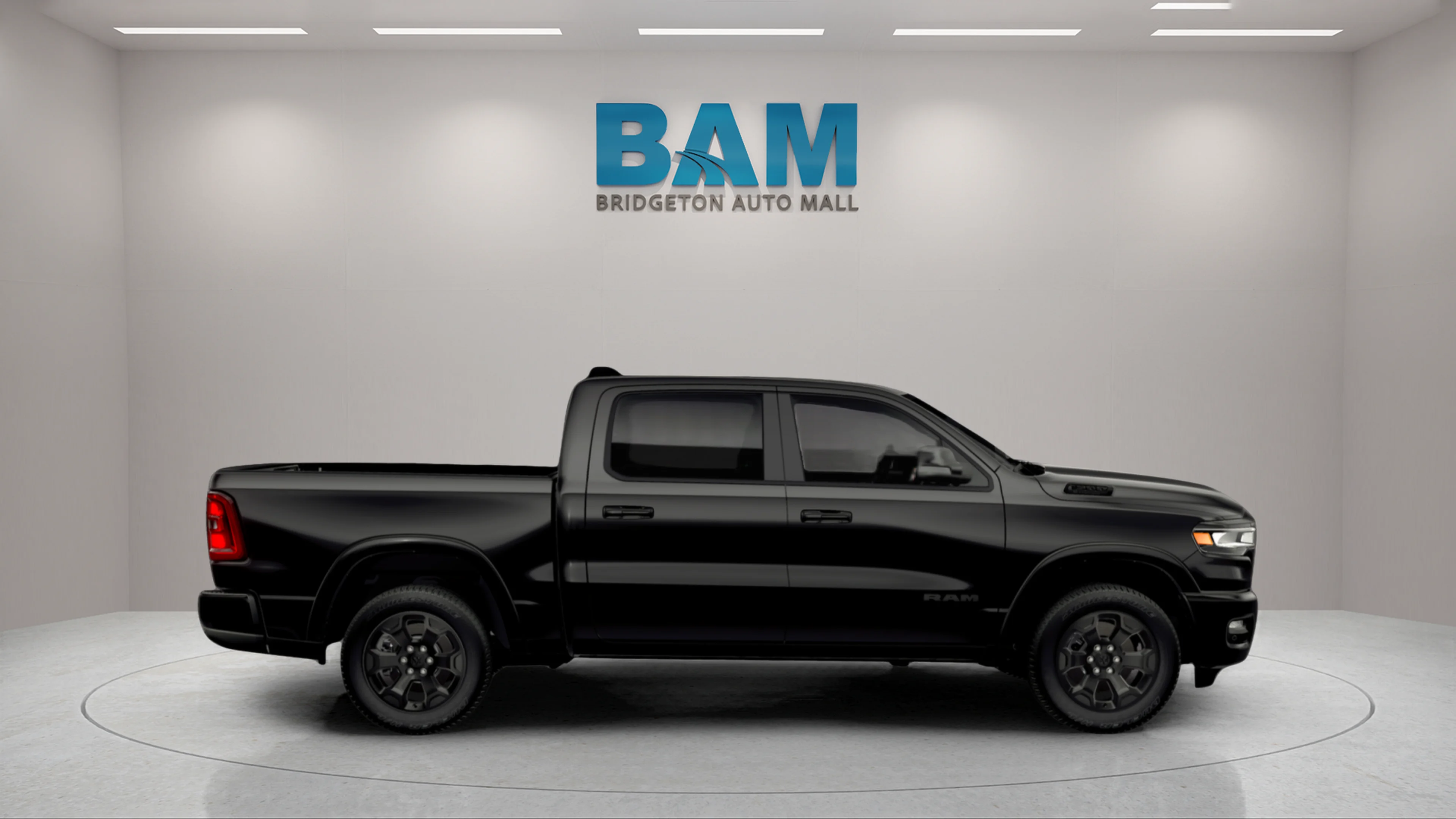 New 2026 Diamond Black Crystal Pearl-Coat Exterior Paint RAM Big Horn image 3