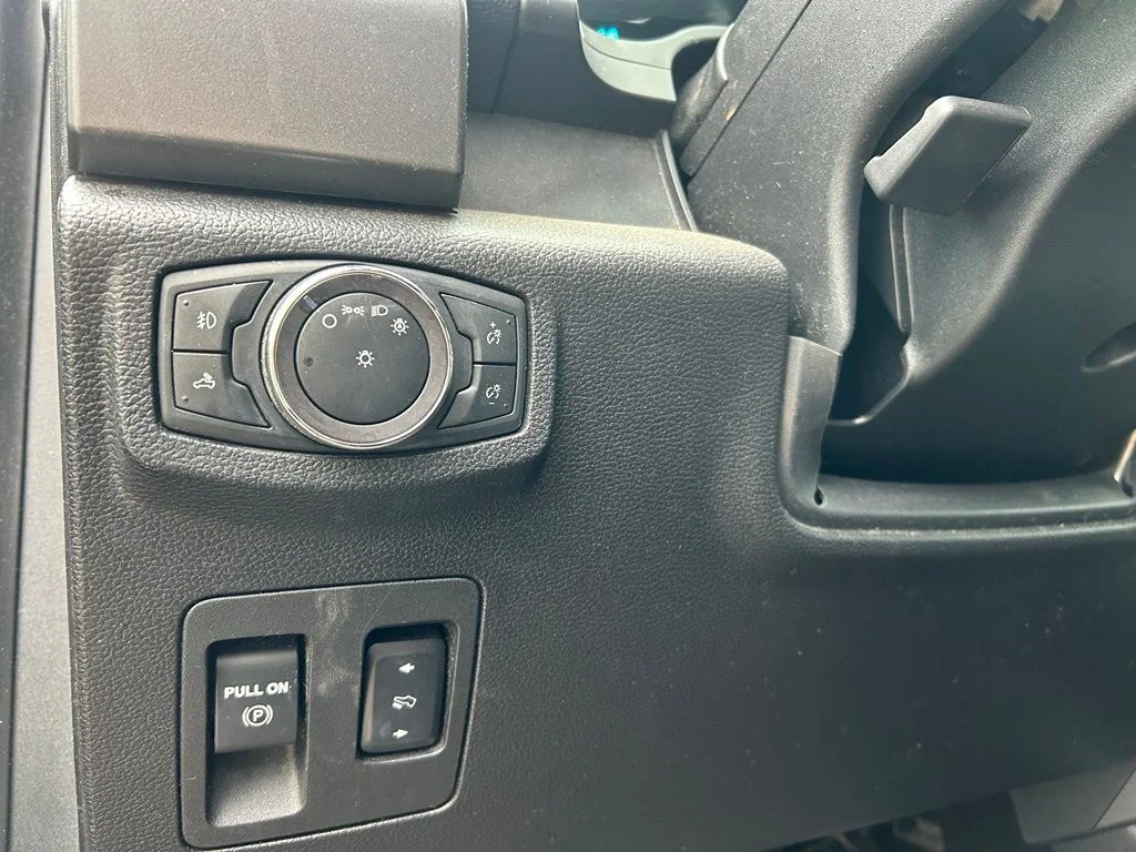 Used 2019 Black Ford XLT image 14