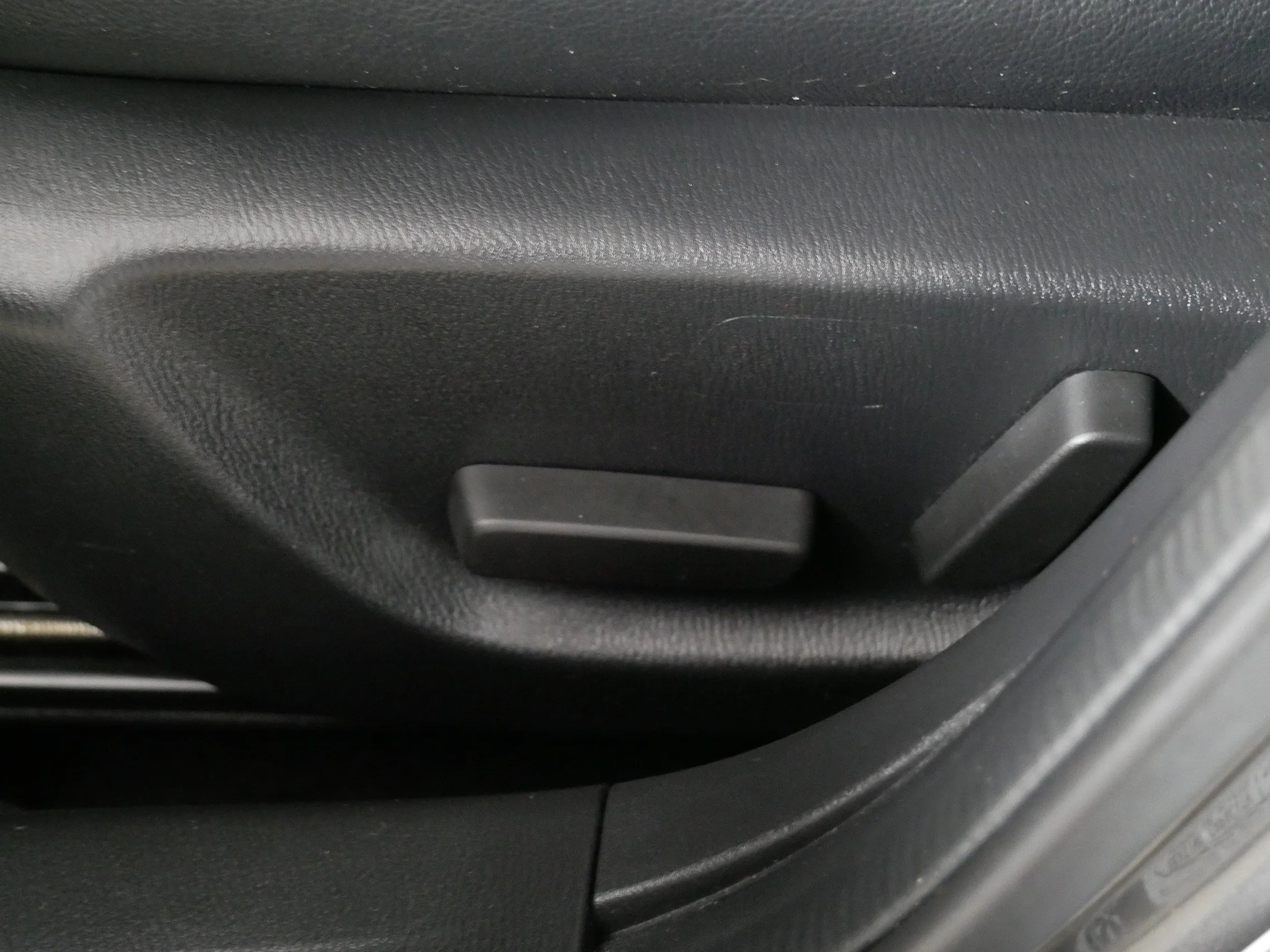 Used 2017 Machine Gray Metallic Mazda Grand Touring image 20