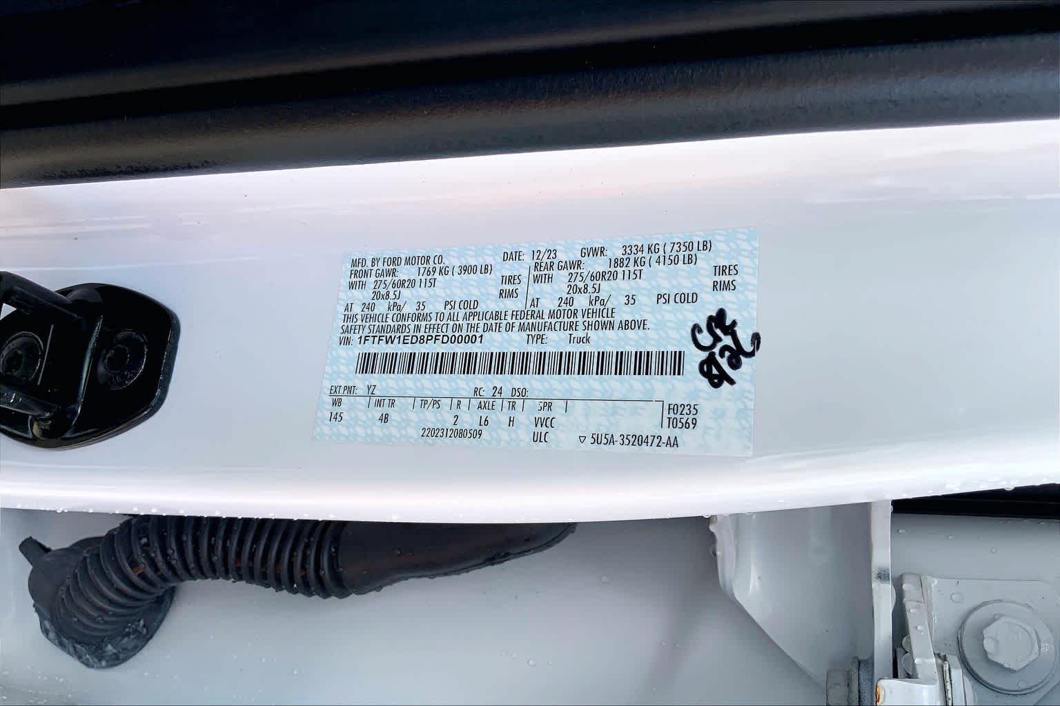 Certified Used 2023 Oxford White Ford XLT image 34