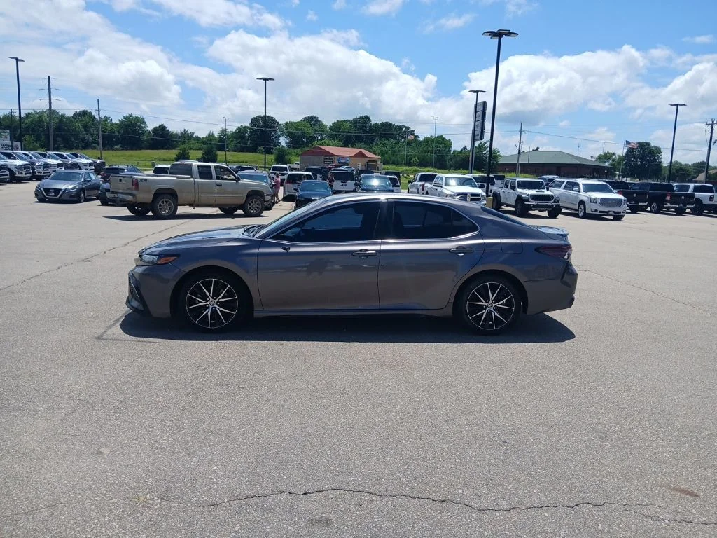 Used 2022 Gray Toyota SE image 4