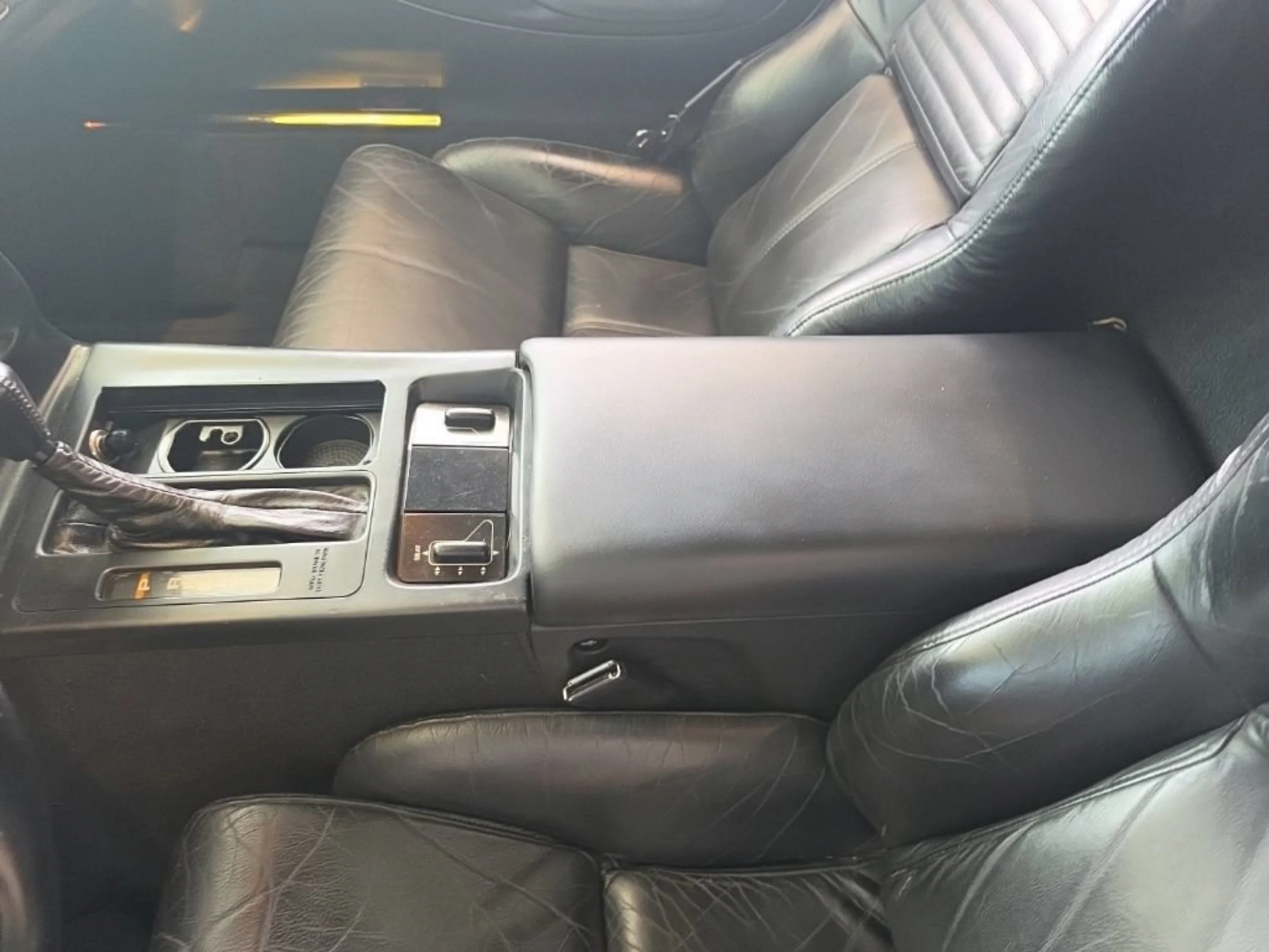 Used 1994  Chevrolet 2dr Convertible image 11