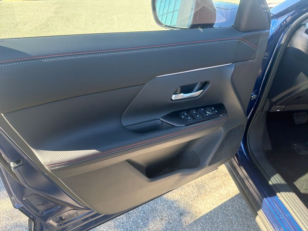 New 2026 Nissan Kicks SR 4D Sport Utility