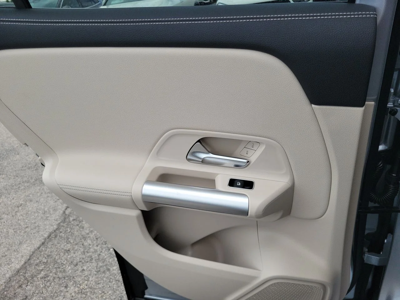 New 2026 Cirrus Silver Metallic Mercedes-Benz GLA 250 image 10