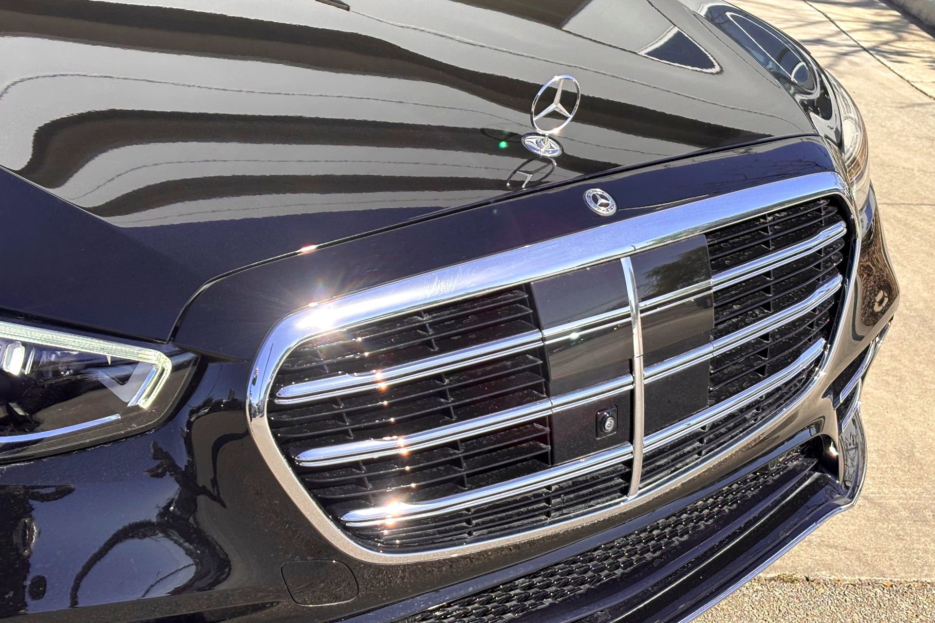 2025 Mercedes-Benz S-Class S 580e - Photo 27