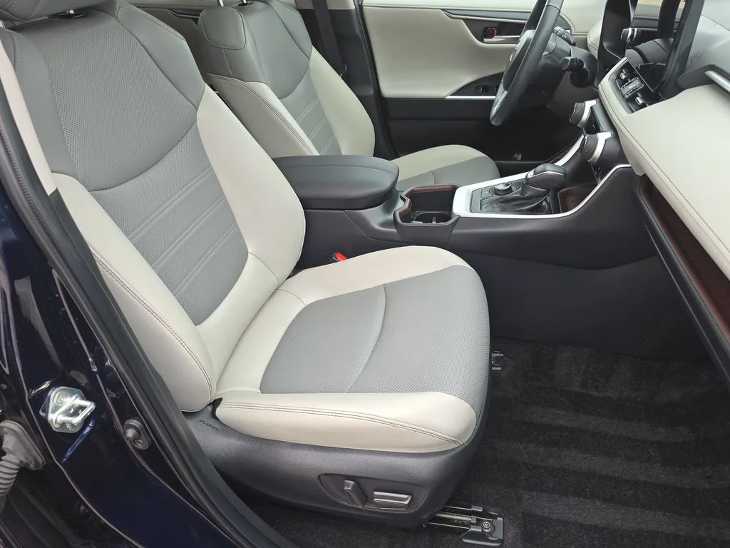 2024 Toyota RAV4 Limited - Photo 38