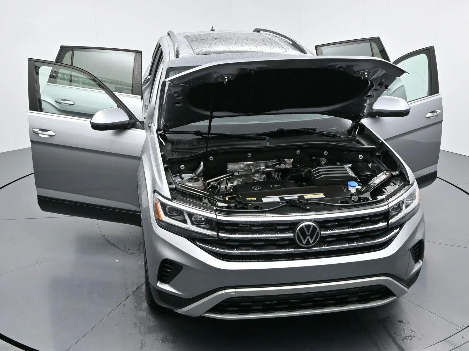 Used 2022 Pyrite Silver Metallic Volkswagen 2.0T SE w/Technology image 43