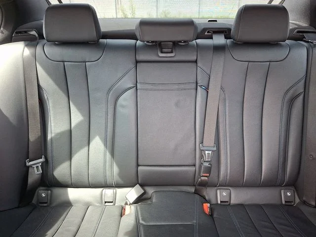 Used 2019 Blue BMW 540i xDrive image 19