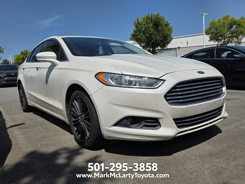 Used 2014  FORD SE image 6