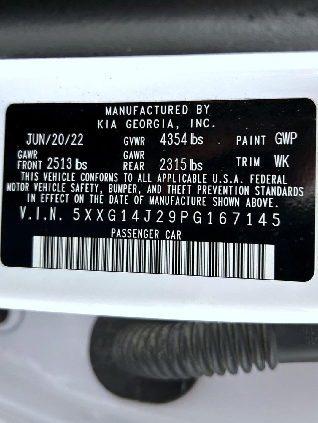 Used 2023 White Kia LXS image 25