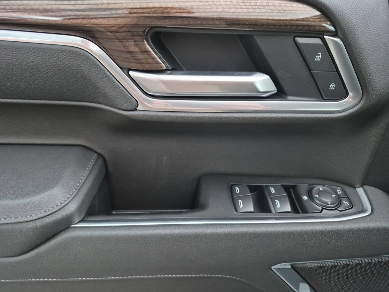 2026 Chevrolet Silverado 1500 LT - Photo 22