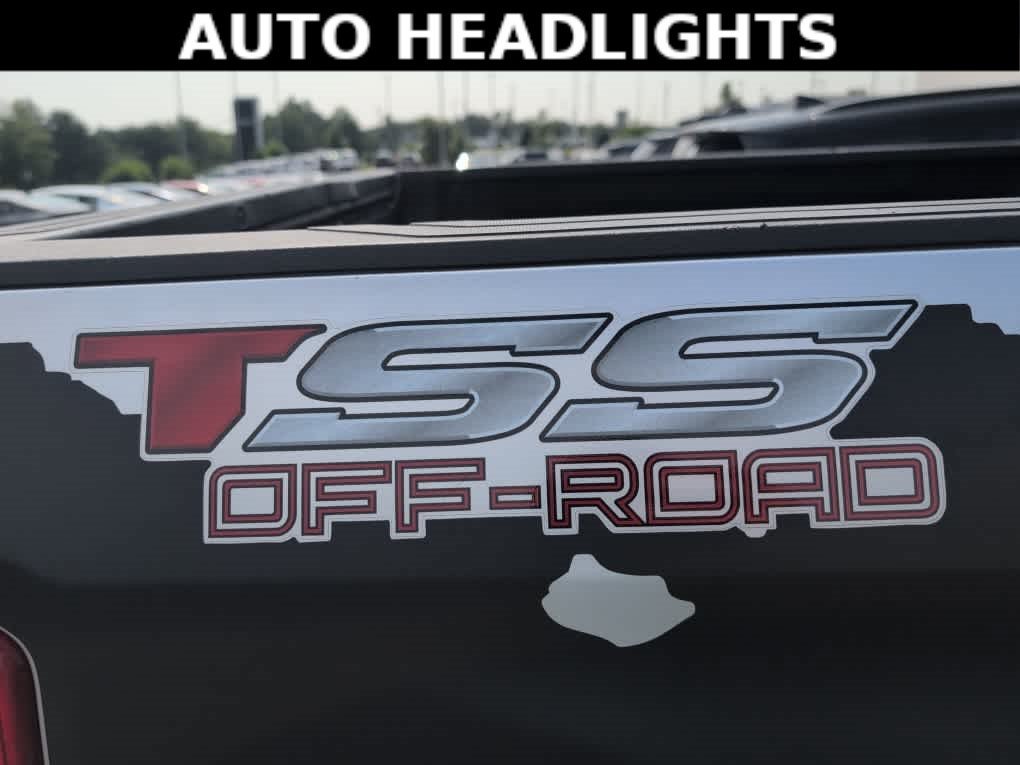 Used 2021 Silver Sky Metallic Toyota SR5 image 5