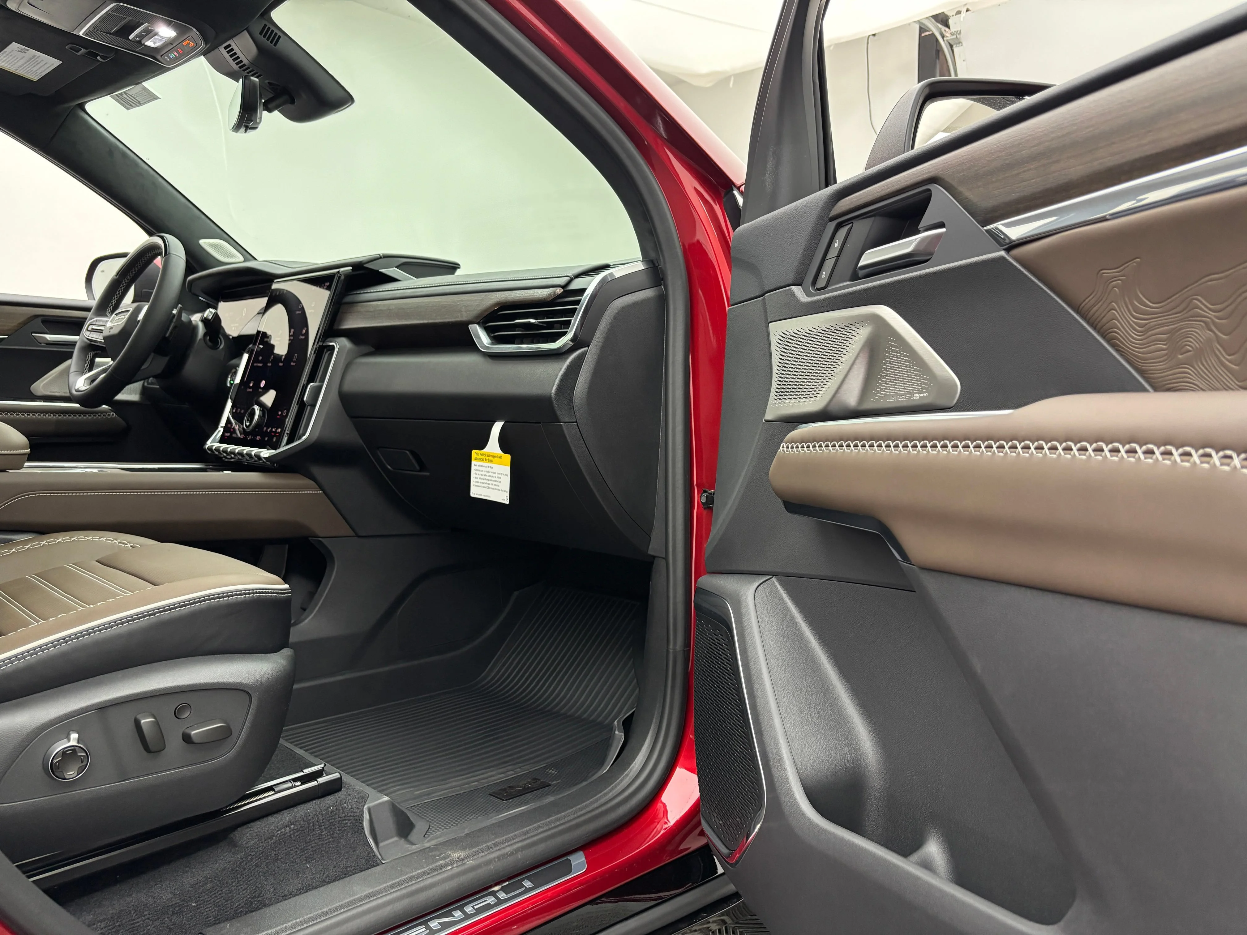 2026 GMC Acadia Denali Ultimate - Photo 37