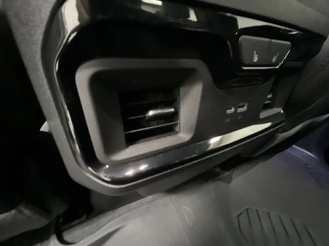 New 2026 Sterling Metallic GMC AT4 image 23