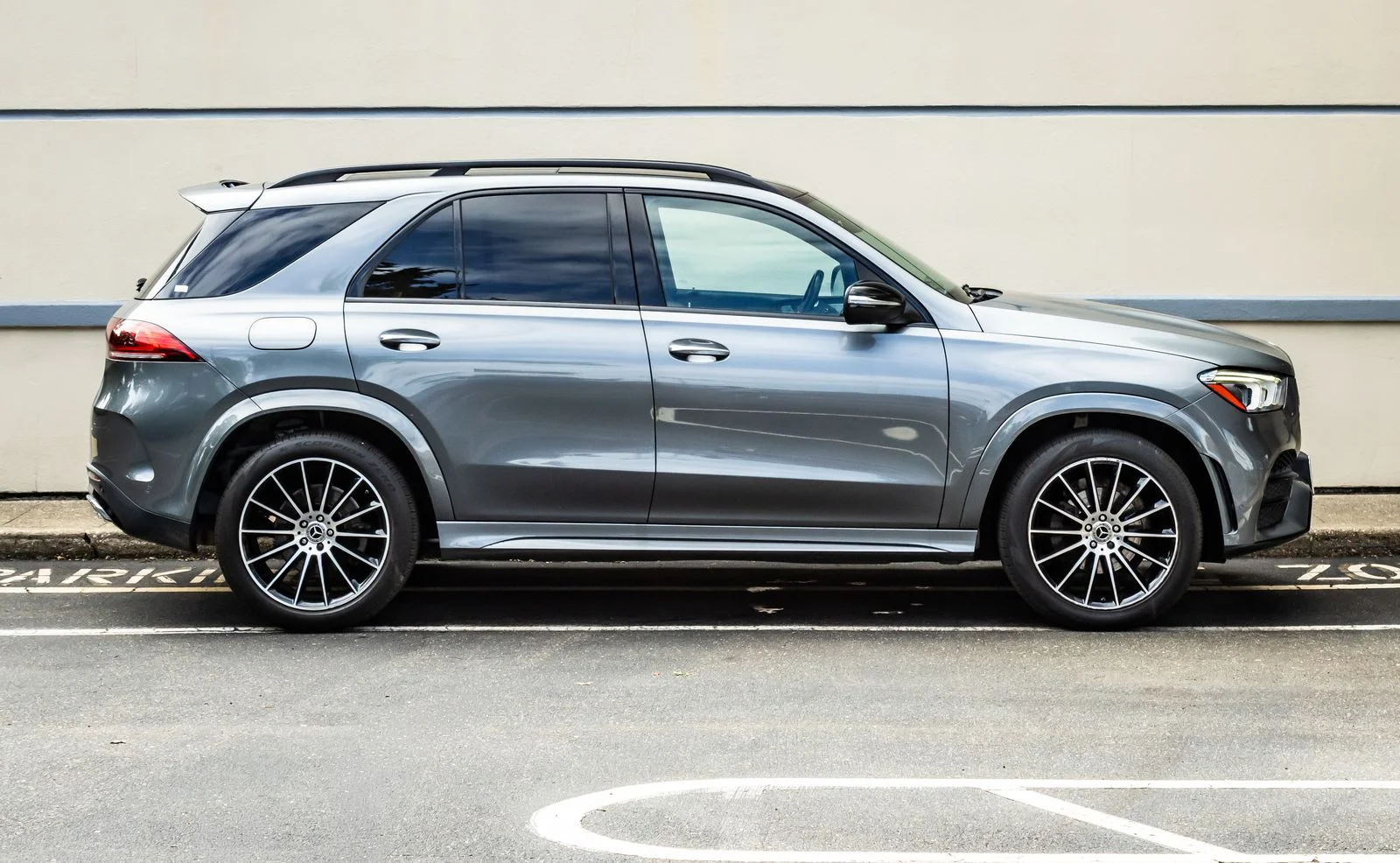 Used 2021  Mercedes-Benz GLE 350 image 9
