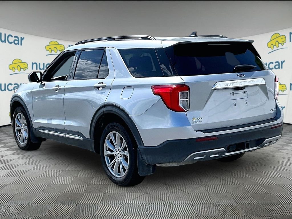 Used 2023 Silver Metallic Ford XLT image 4