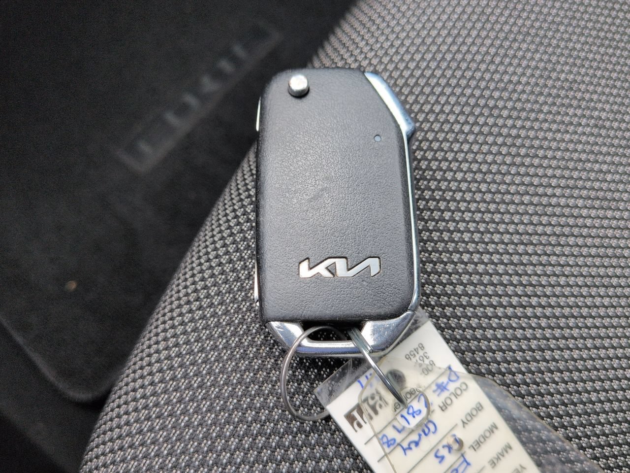 Used 2023 Gravity Gray Kia  image 30