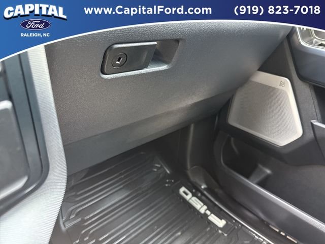 Used 2025 White Ford Platinum image 28
