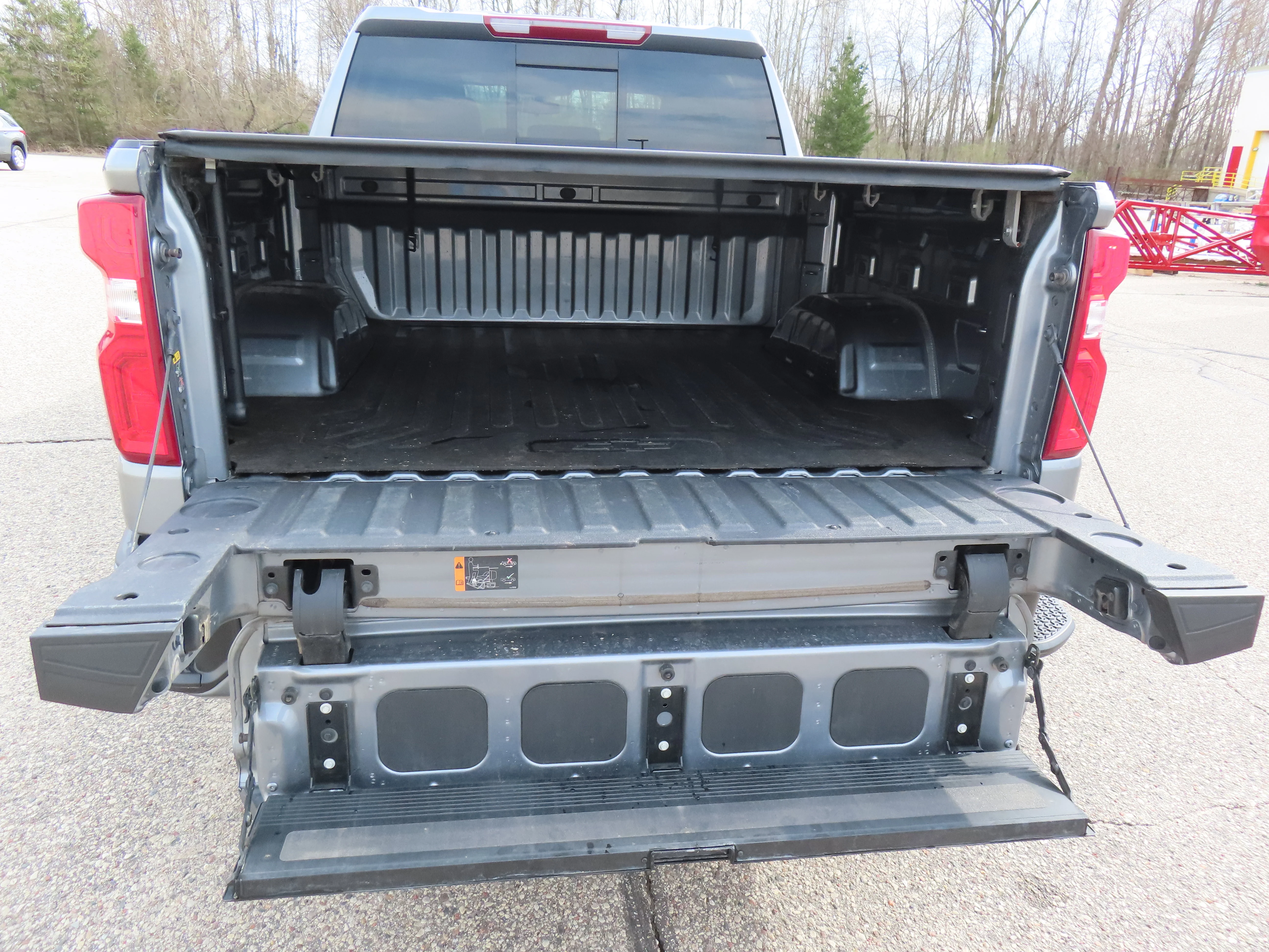 2021 Chevrolet Silverado 1500 RST - Photo 8
