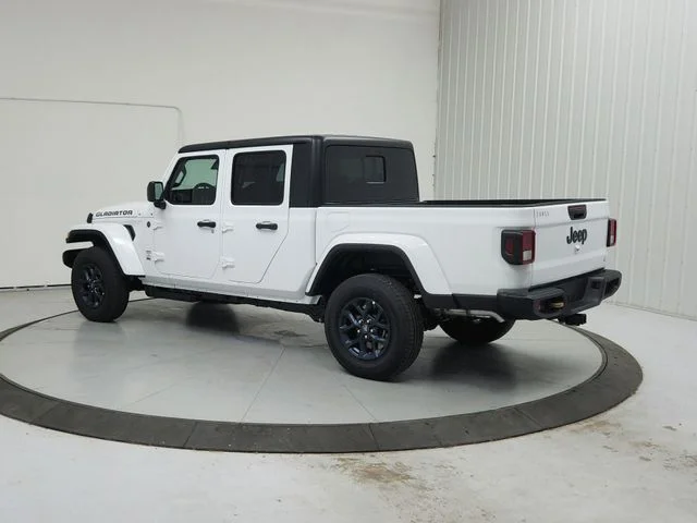 New 2026 Bright White Clear-Coat Exterior Paint Jeep 85th Anniversary Edition image 5