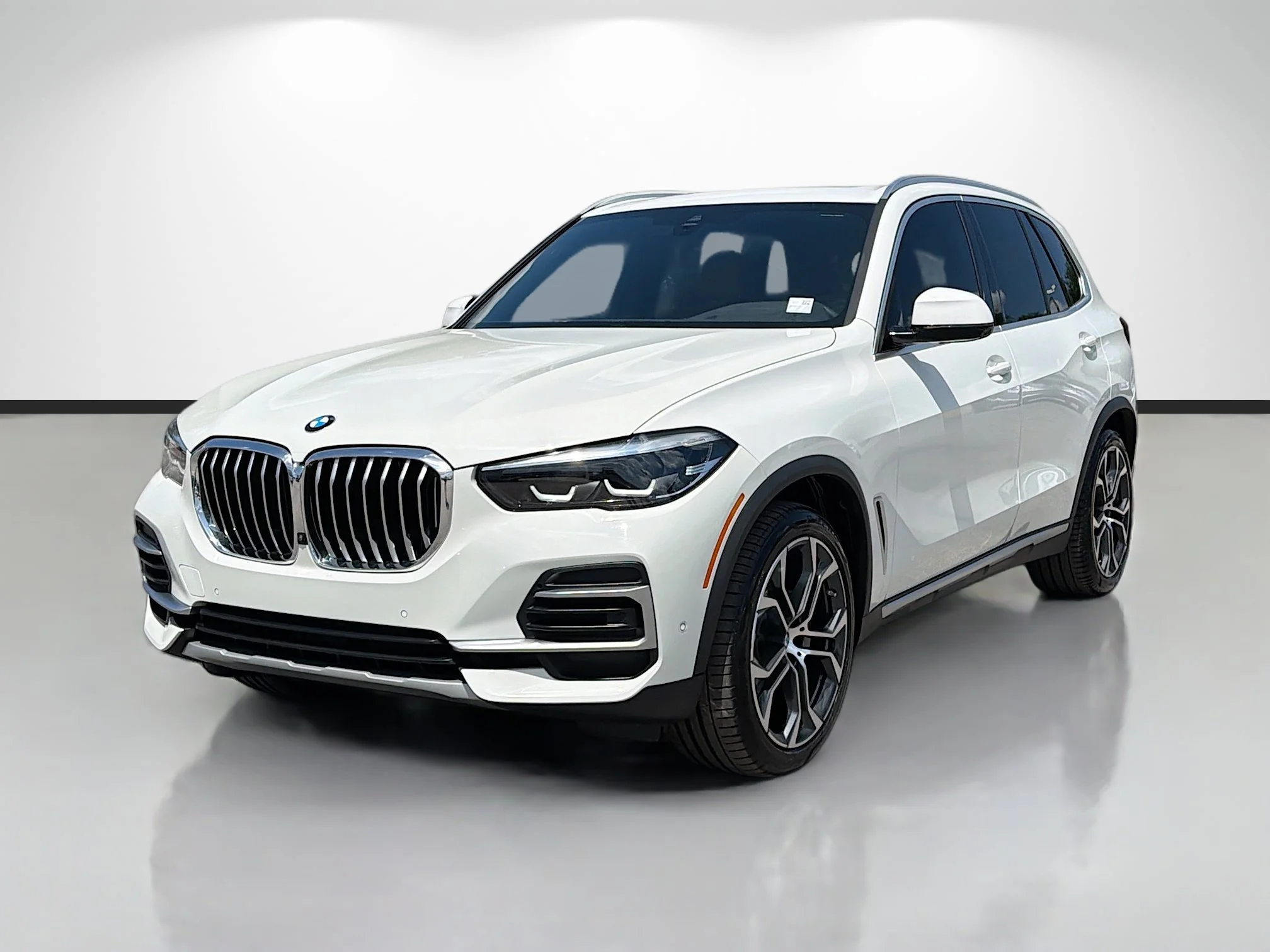 Used 2023 Alpine White BMW xDrive40i image 7
