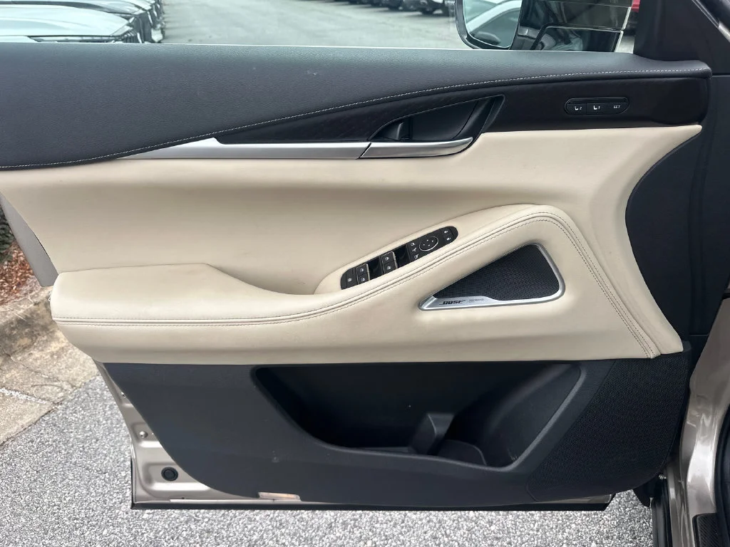 Used 2023 Silver INFINITI Sensory image 10