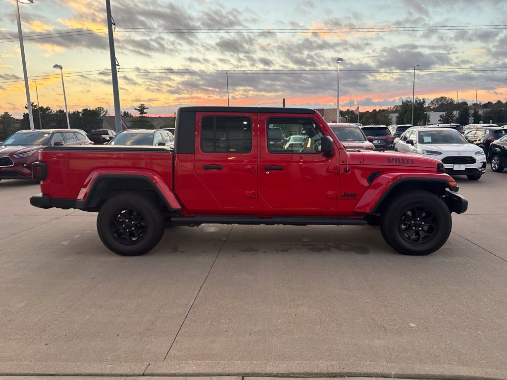 Used 2022 Firecracker Red Clearcoat Jeep Willys image 4