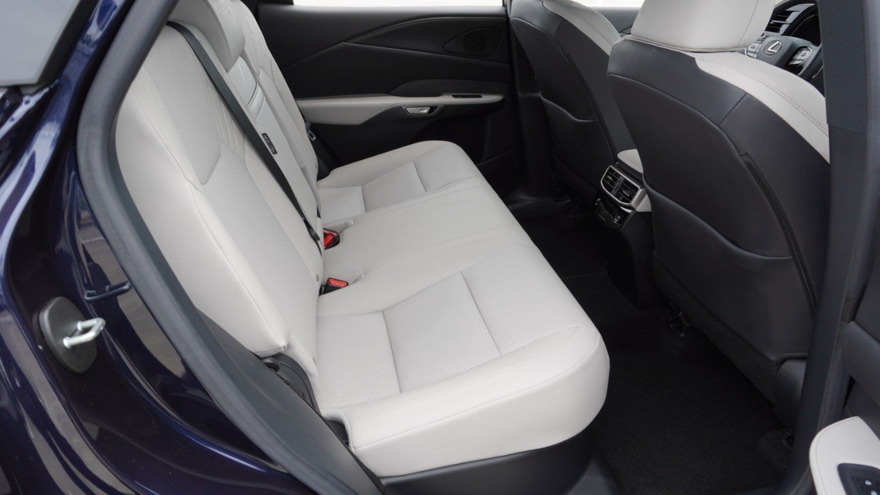 Certified Used 2023 Blue Lexus RX 350 Premium image 32
