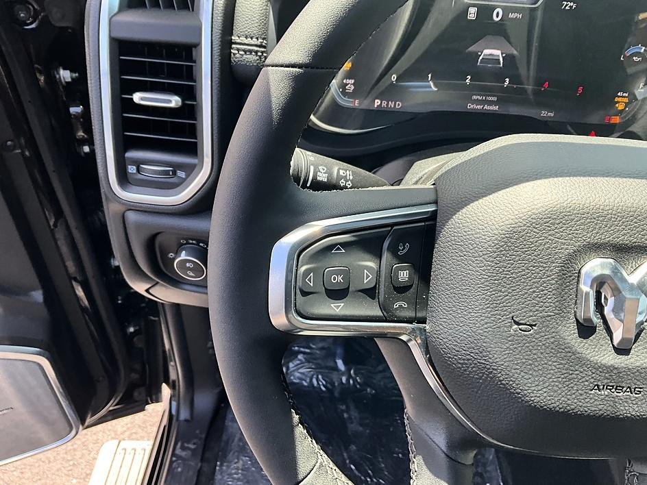 New 2026 Diamond Black Crystal Pearl-Coat Exterior Paint RAM Laramie image 33