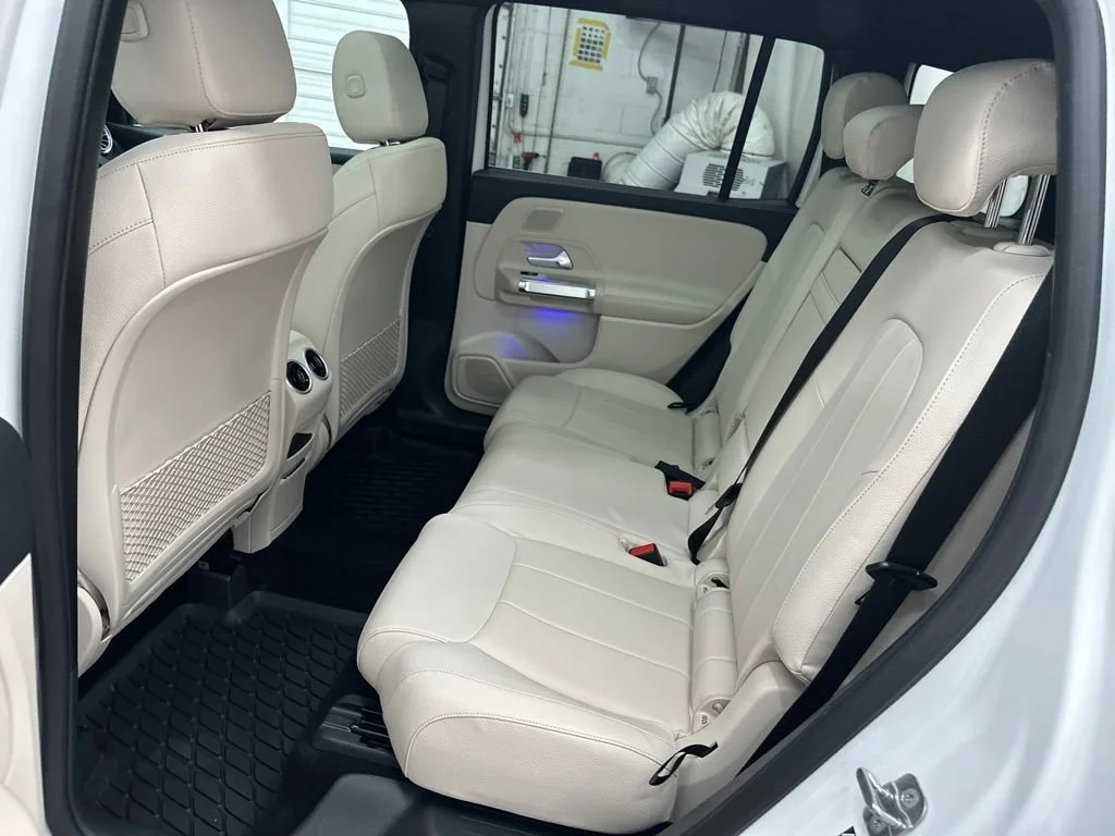 New 2026 White Mercedes-Benz GLB 250 image 23