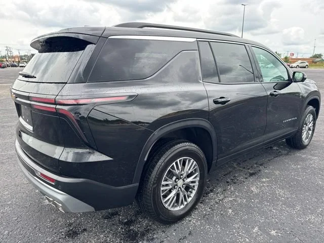 New 2026 Mosaic Black Metallic Chevrolet LT image 4