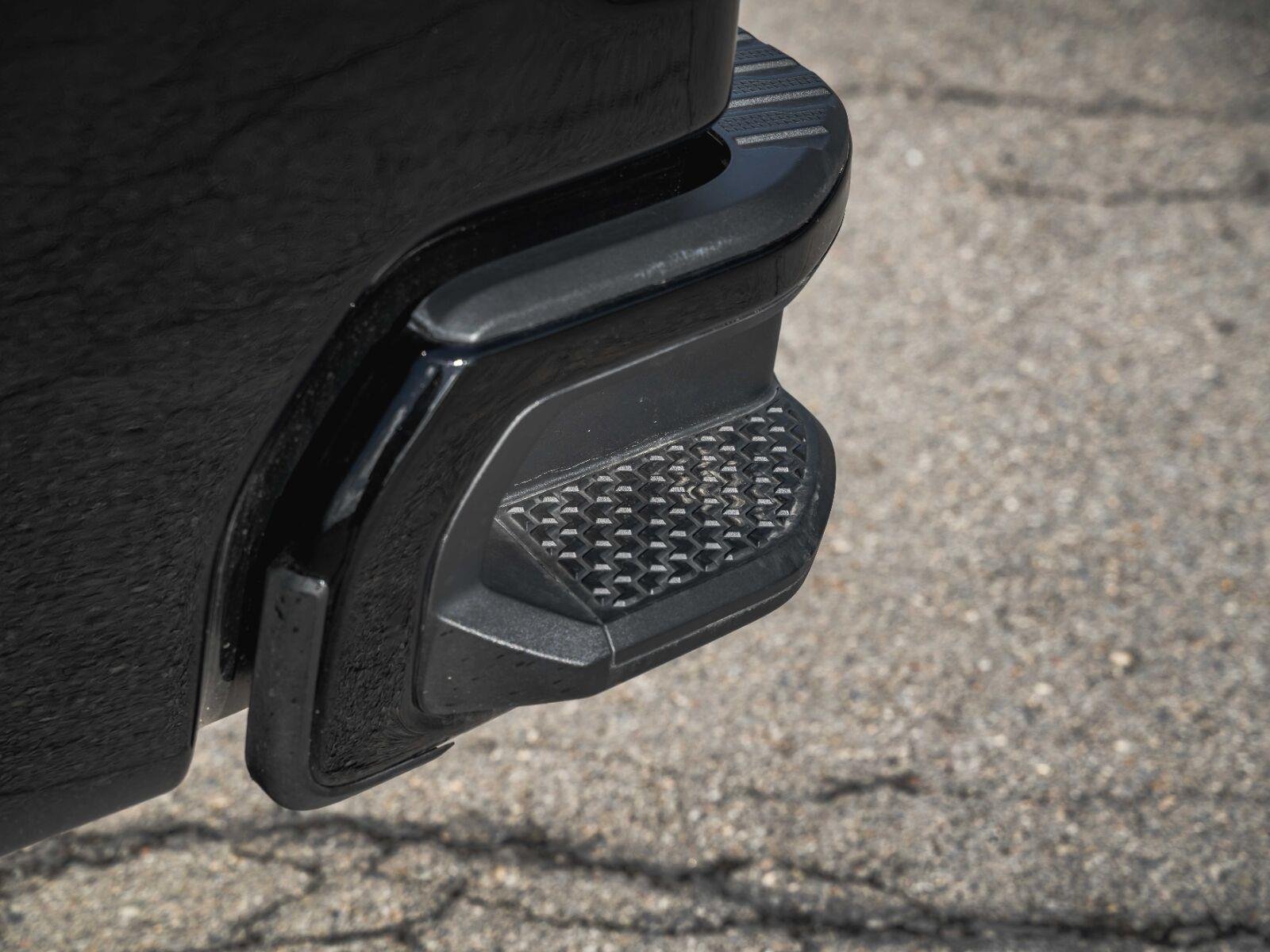 Used 2026 Black Chevrolet High Country image 38