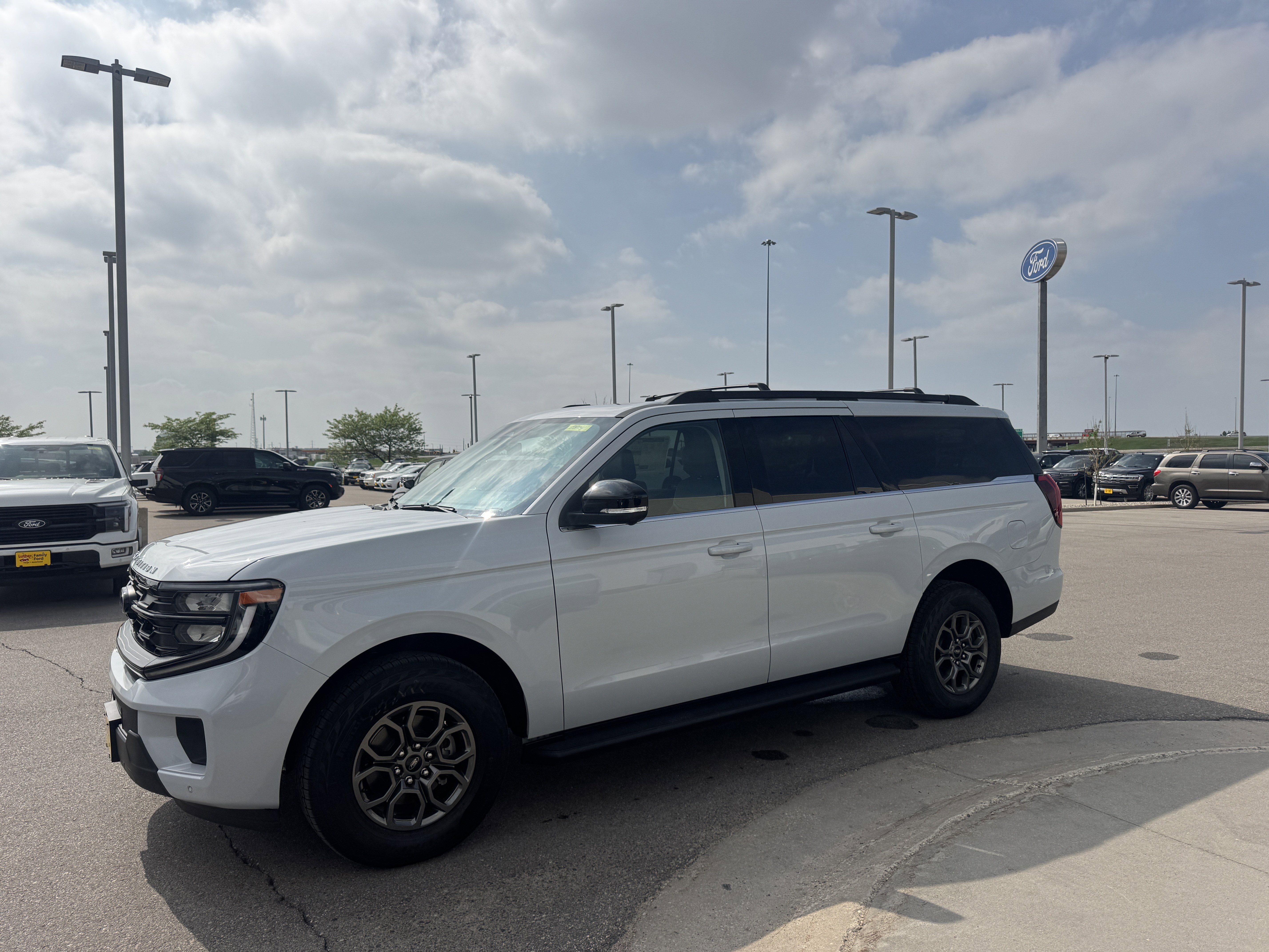 New 2026 Space Silver Metallic Ford Active image 2