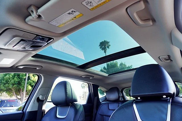 Used 2024 Blue Hyundai Limited image 18