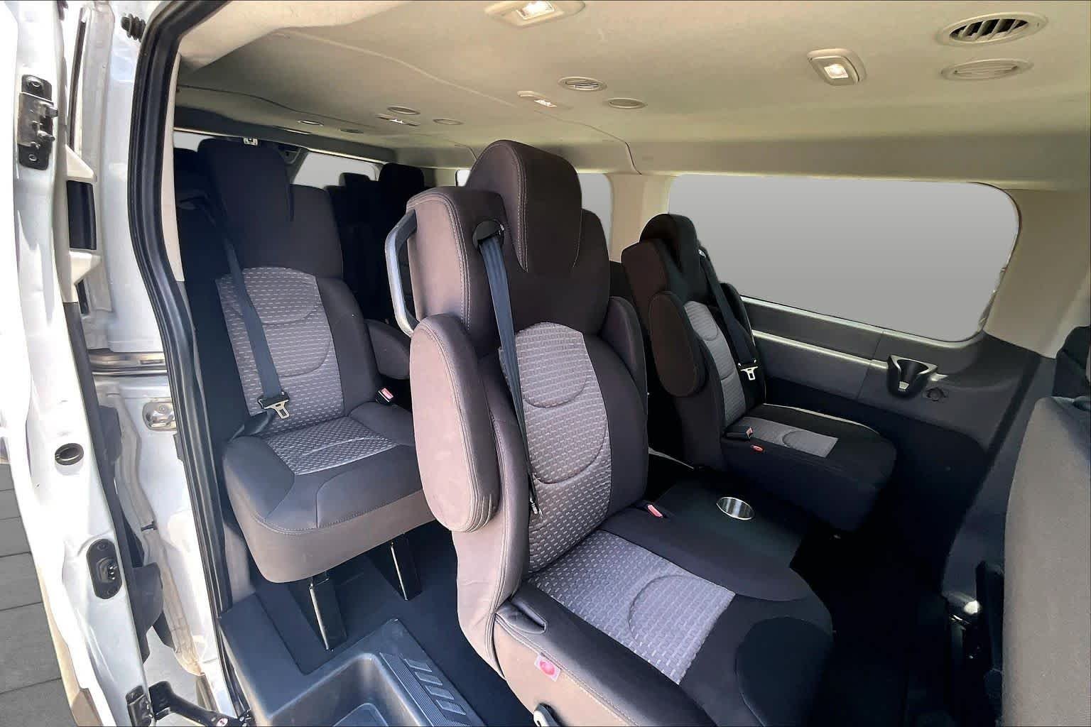 Used 2023 Oxford White Ford XLT image 19
