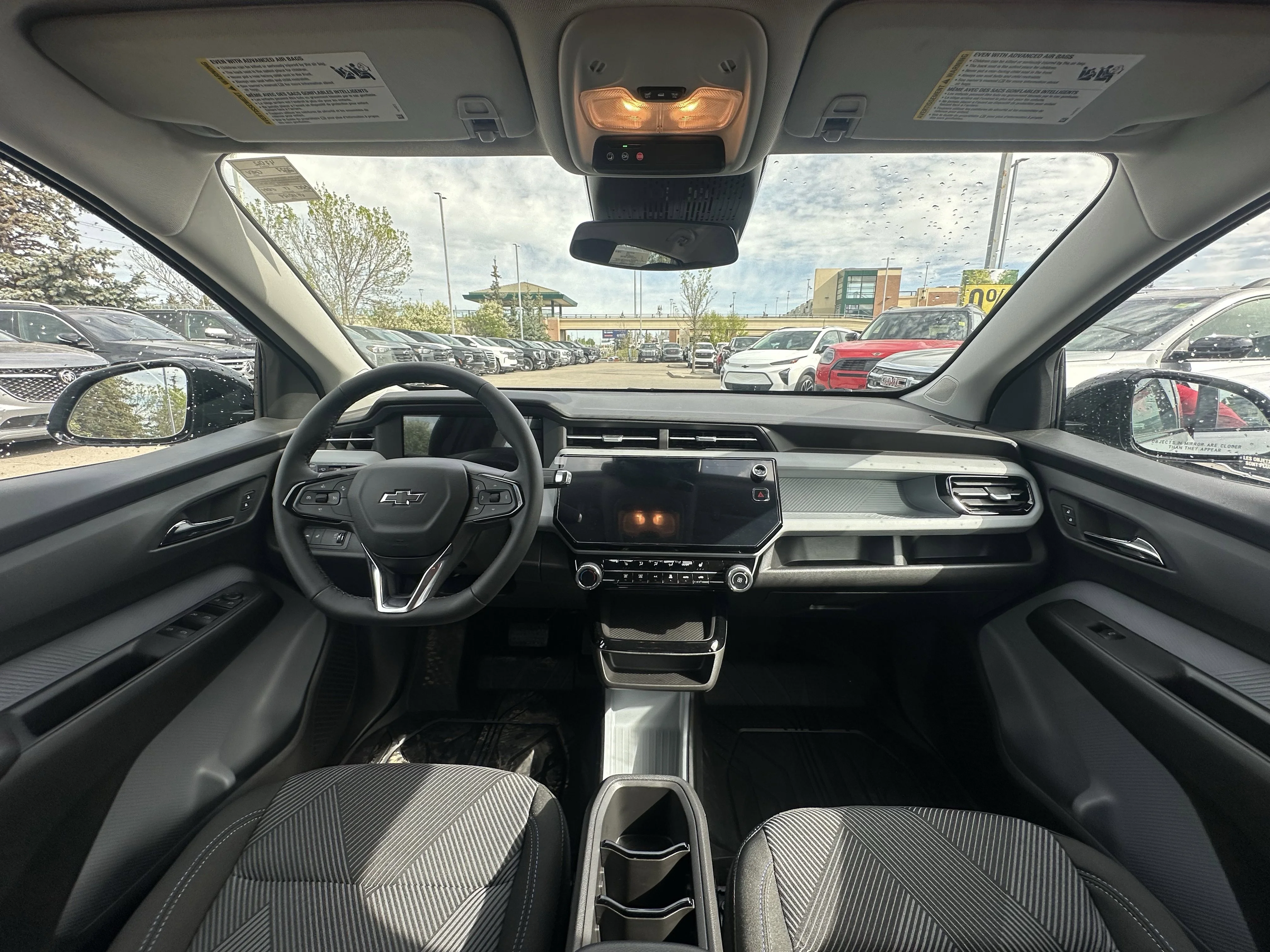 New 2027 Sterling Grey Metallic Chevrolet LT image 17