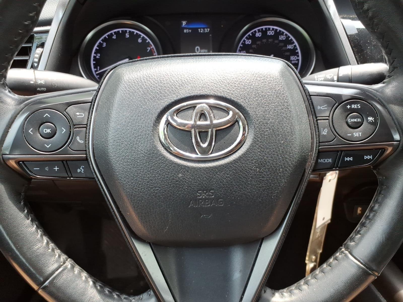 Used 2023  TOYOTA  image 18