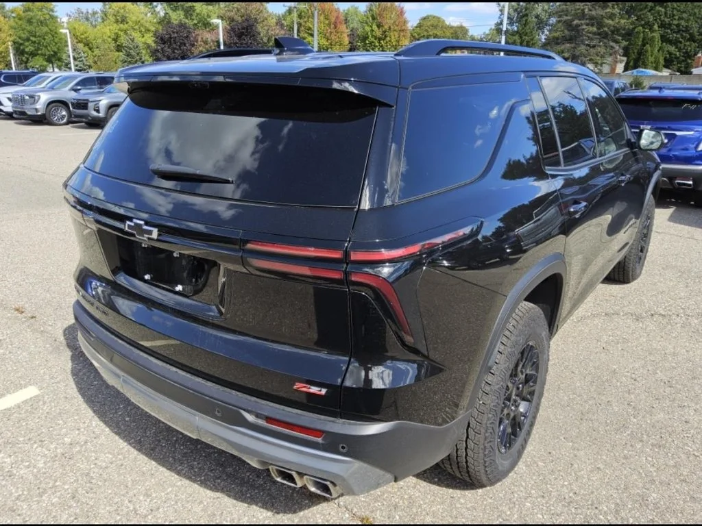 Used 2026 Mosaic Black Metallic Chevrolet Z71 image 8