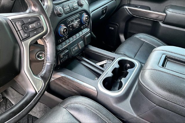 Used 2019 Black Chevrolet LTZ image 14
